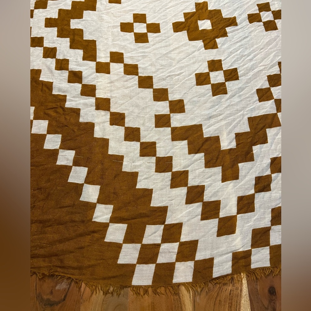 Checker Pattern Lightweight Accessory Scarf - Picture 6 of 8